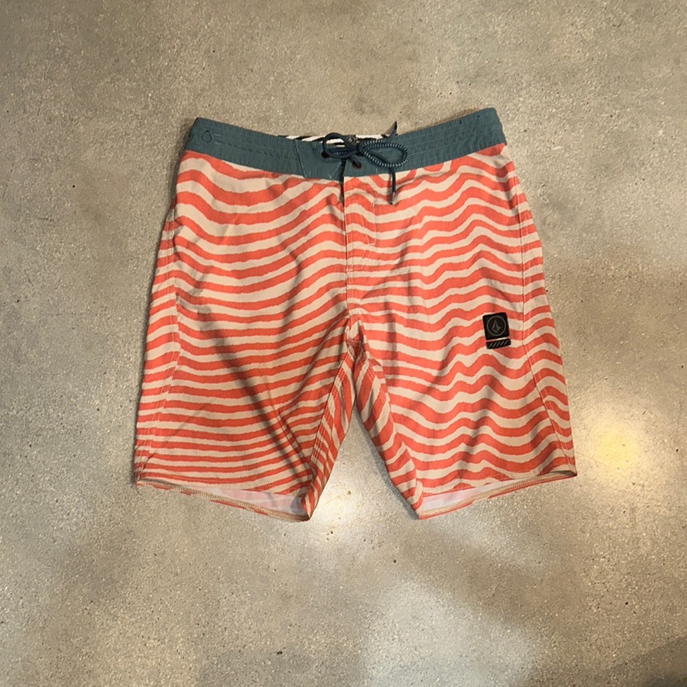 Volcom Board Shorts Sz. 32! Almost new!